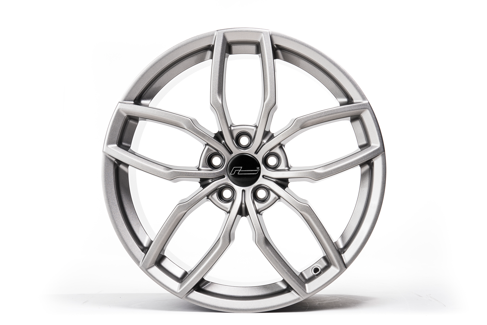 RacingLine 19" x 8.5" R360 Wheel, ET44, Silver, Set of 4, VW & Audi